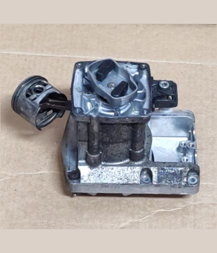 p021048150-echo-pb-580-h-crankcase-kit