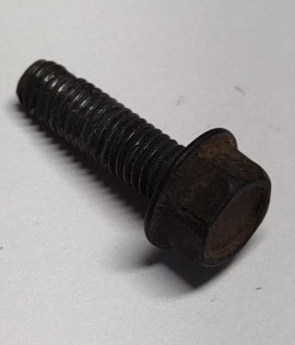 briggs-&-stratton-104m02-0131-f-690661-screw